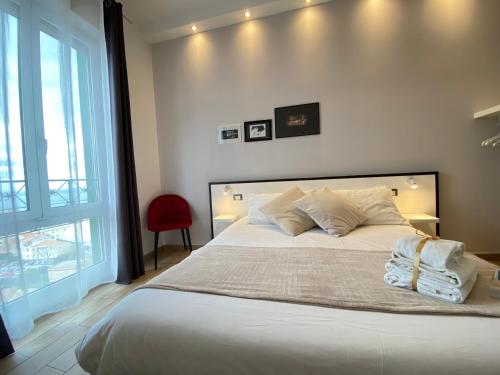 Standard  Double Room image 4
