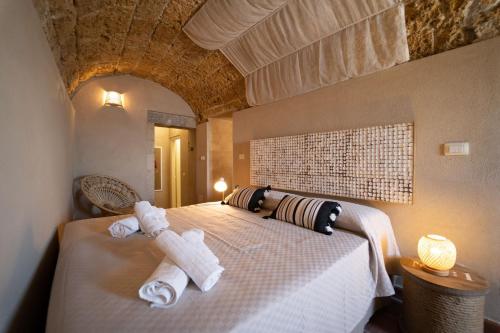 GuestHost - Il Dammuso di Ortigia - Lovely Sea View Apartment - image 5