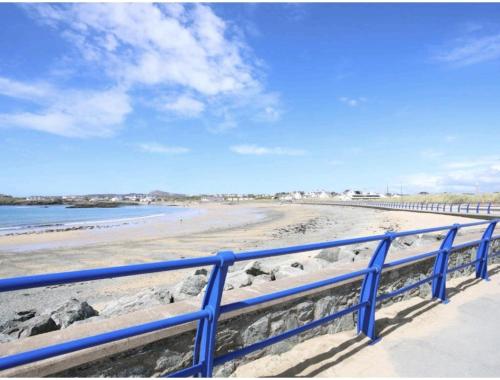 Lligwy House - Charming 3-Bed House in Holyhead gîte à louer Holyhead