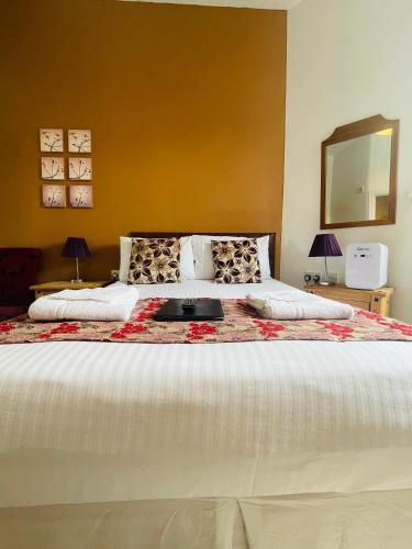 Double Room image 5