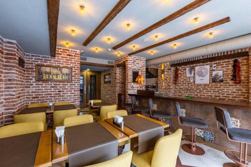 Seraglio Hotel & Suites