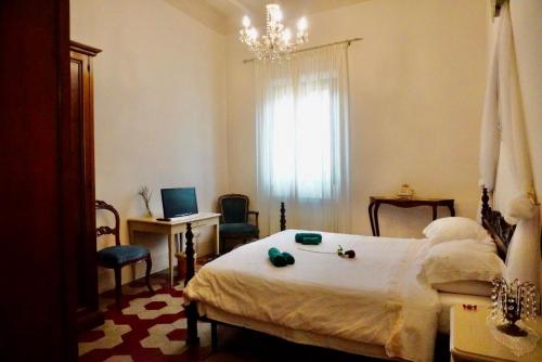  Suite Apartament, Ferienwohnung in Montevarchi