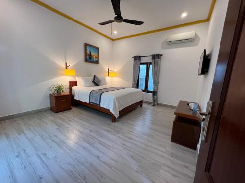 Three-Bedroom Villa image 10