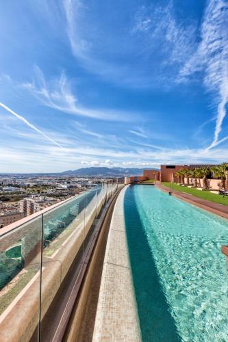 Piscina, iloftmalaga SkyGarden in Puerto de la Torre