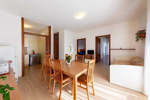 Holiday Appartamenti Room Type - Two-Bedroom Apartment