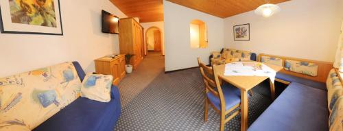 Pension Backstuba in Partenen