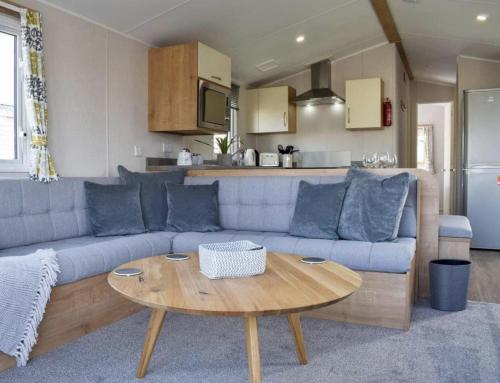 2 Bed - Sleeps 6 - 15min Walk to Beach, Morecambe (photo 3)