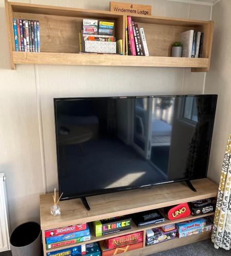 2 Bed - Sleeps 6 - 15min Walk to Beach, Morecambe (photo 9)