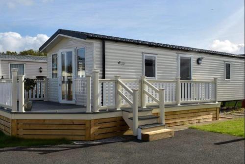 Brand New 2 Bedroom Lodge Perfect for Families, Morecambe