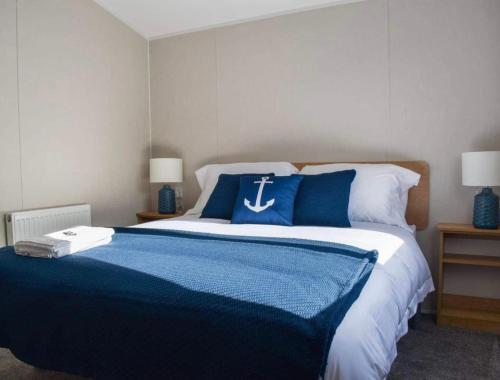 2 Bed - Sleeps 6 - 15min Walk to Beach, Morecambe (photo 2)