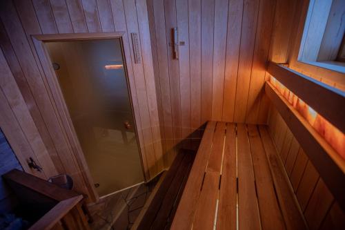 Okka Holiday Home in Kauksi