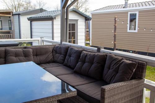 Zee&Zout, chalet 6 pers. bij Renesse en strand! in Lagezoom