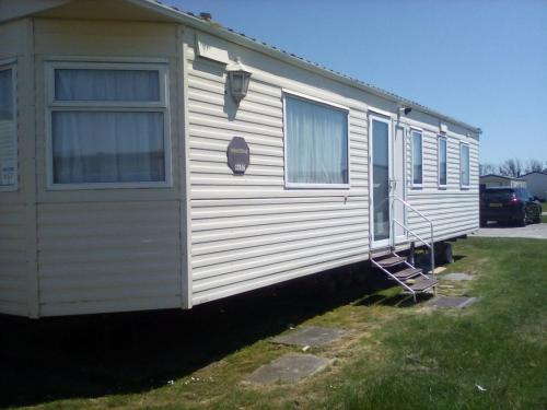Inviting 3 bedrooms caravan gas central heating gîte à louer Iden
