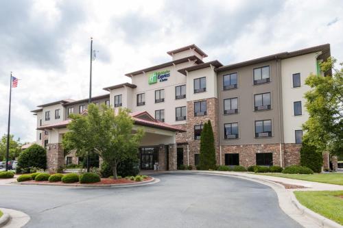 Holiday Inn Express Hotel & Suites Lexington NW-The Vineyard