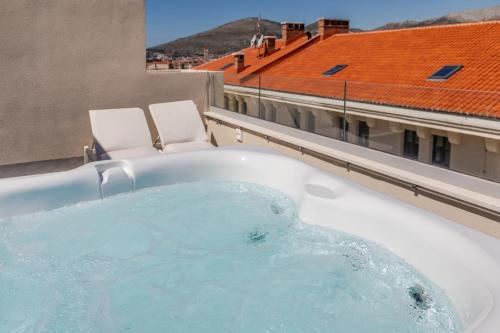 Rooftop Double Room with jacuzzi