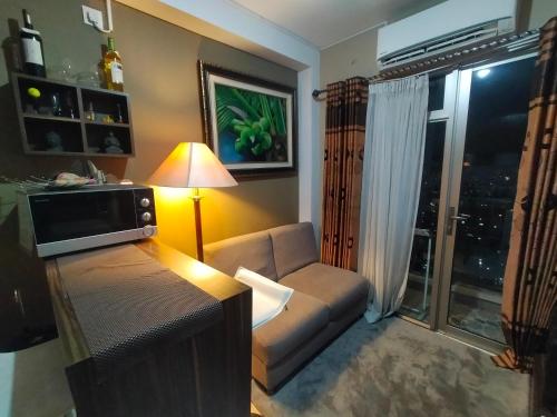 Apartemen 2br m-squere cibaduyut