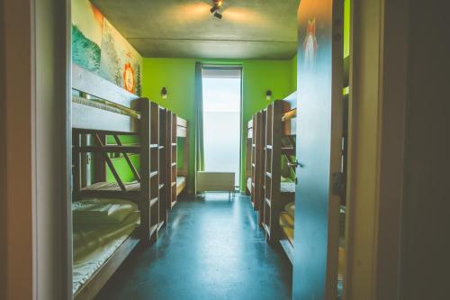 Lakeside Paradise Sport Hostel - main image
