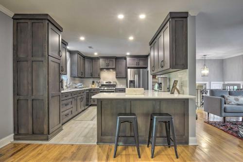 Bright Cary Home with Deck Less Than 15 Mi to Raleigh! in Cary, USA