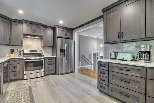 Bright Cary Home with Deck Less Than 15 Mi to Raleigh! in Cary, USA
