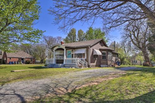 Amazing Musical Abode in Expo Square Neighborhood! Amazing Musical Abode in Expo Square Neighborhood!