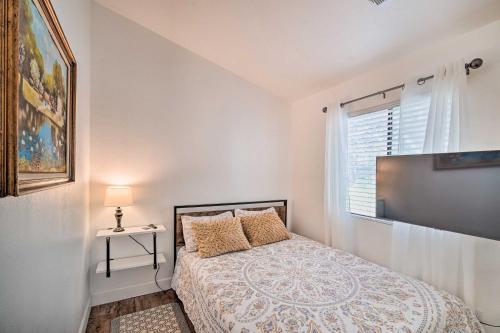 Crestline Cabin with Deck 1 Mi to Lake Gregory Crestline Cabin with Deck 1 Mi to Lake Gregory