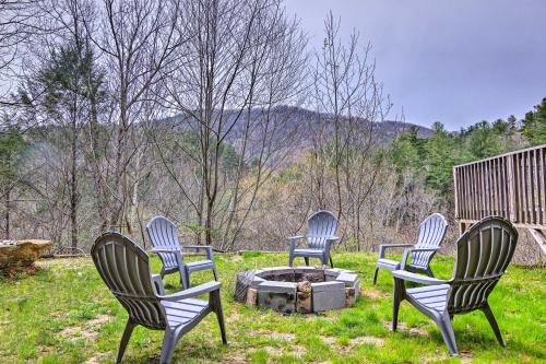 Fire Pit and Mtn Views Charming Marion Cabin!