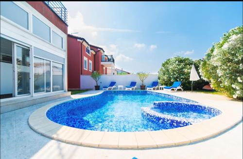 Villa Filip - Private Pool & Gym