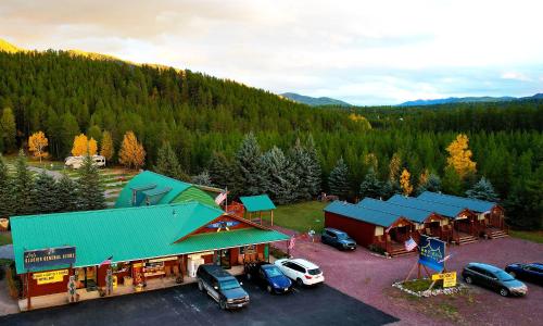Eksterijer hotela, Sky Eco - Glacier General Store and Cabins in West Glacier (MT)