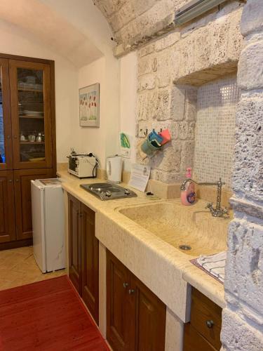 virtuve, La Minicasa al Lago del Turano in Castel Di Tora