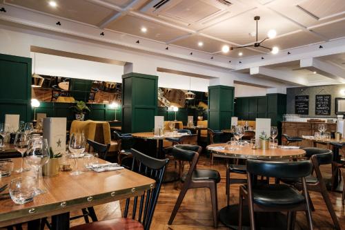 The White Star Tavern in Southampton