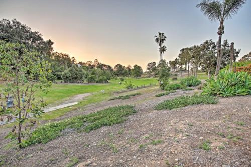 Quaint La Mesa Home with Balcony and Fire Pit!