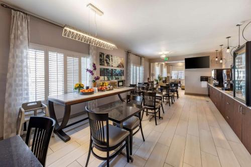 Food and beverages, Best Western Country Inn in Temecula (CA)