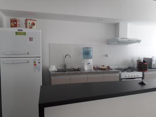 virtuve, Departamento Alem in Lincoln