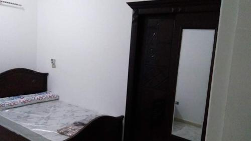 للإيجار في مطروح شاليه داخل قرية سياحية شاليه شايف البحر امتداد شاطئ الابيض البحر متاح لكن حمام السباحة هذا الصيف به أعمال صيانه 130, Marsa Matruh (foto 10)