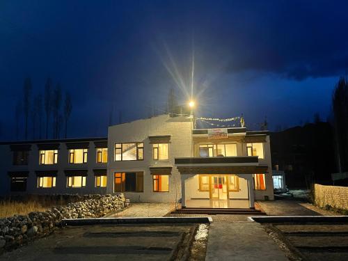 Hotel DZI Ladakh - image 3