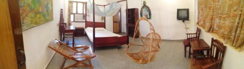 Deluxe Double Room image 5
