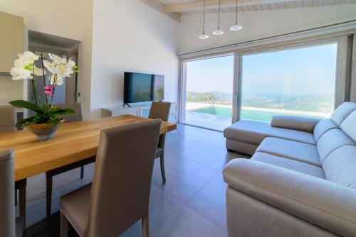 Villa Laurì with private pool gîte à louer Salerne