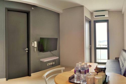 Lovina 8-AD at One Residence (near ferry terminal)