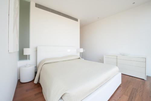 Superior Two-Bedroom Apartment image 10