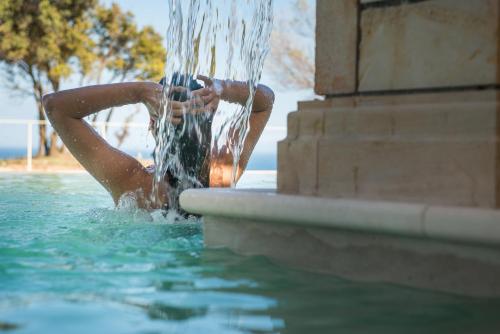 Artina Luxury Villa - image 12