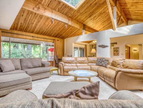 Deer View Retreat - Meredith Lodging