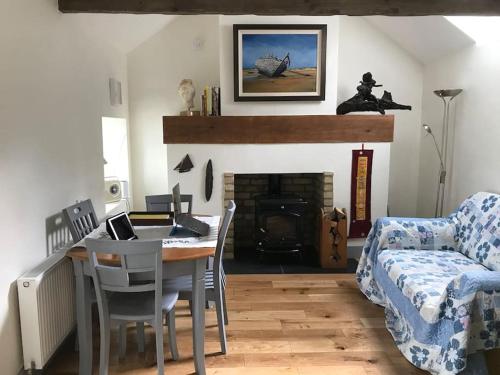 An Bothán-Cosy Cottage in the Cooley Mountains