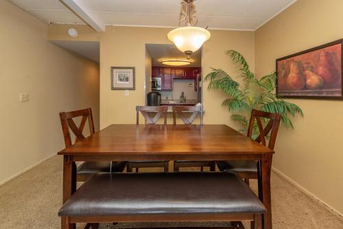 507G Two Bedroom One Bath in Oakland, USA