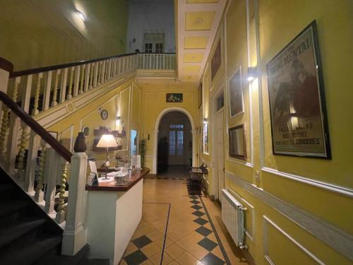 Lobby, Sevilla Home Hotel in Monserrat