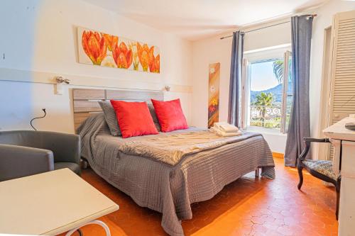 Double Room with Private Bathroom on the landing