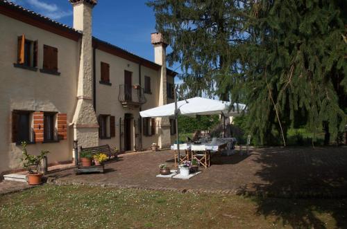 Viesnīcas āriene, B&B FETONTE in Crespino