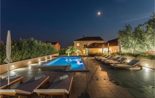 Stunning Home In Split With Wifi, Outdoor Swimming Pool And Jacuzzi