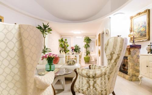Luxury Apartment Sara 5