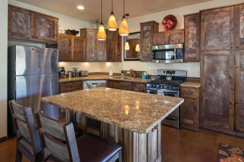 South Village Villa - image 8