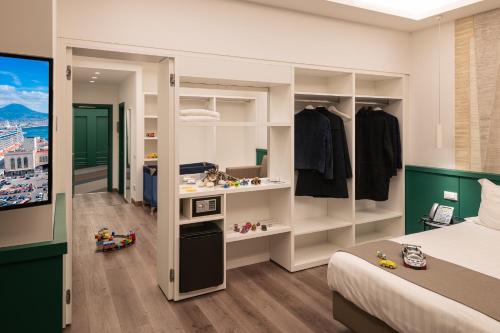 Smart Hotel Napoli - image 6